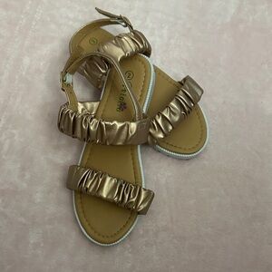 Chic Gold Kids Sandals